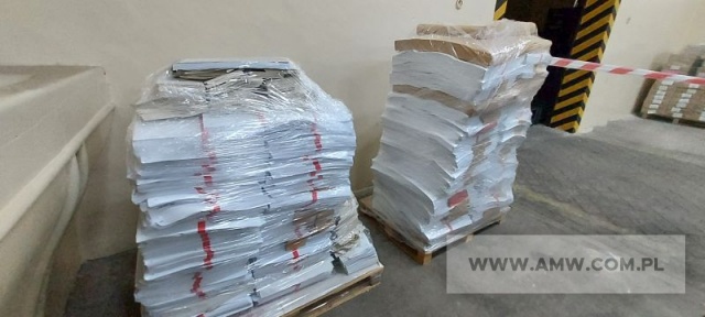 Odpadowy papier i tektura (wybrakowane druki) (kod odpadu 19 12 01) 